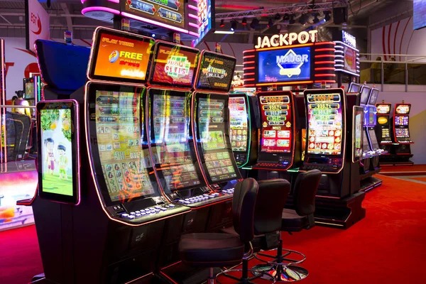 poltar platform interface showing slot games, live dealer tables, and sports markets